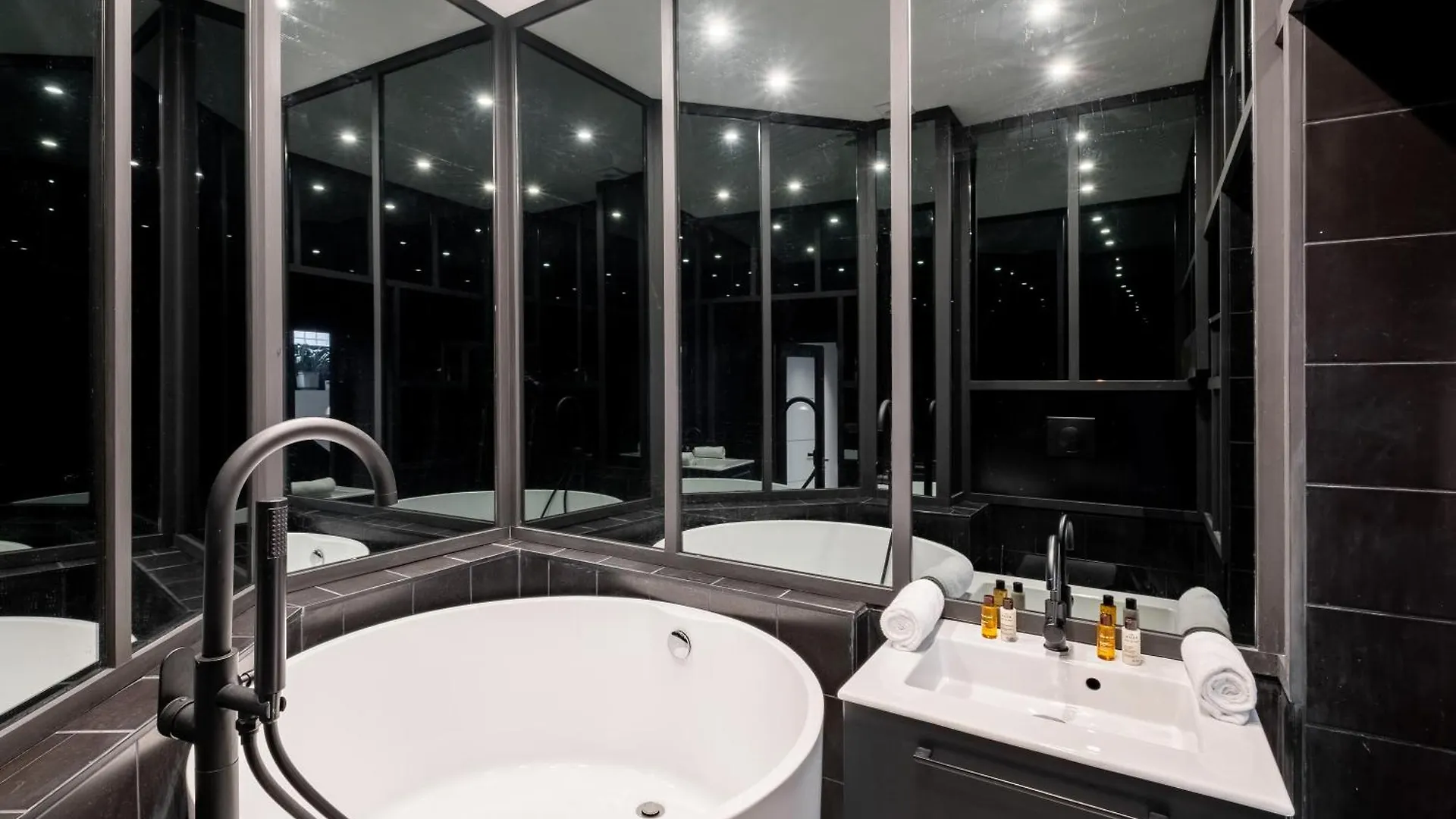 Veeve - Contemporary Excellence Apartment Paris
